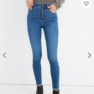 Madewell 10" High-Rise Skinny Jeans in Mackey Wash: Button-Front Edition